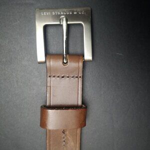 Levi's Jeanswear Genuine Leather Ladies Size XS Brown Made in Canada Belt